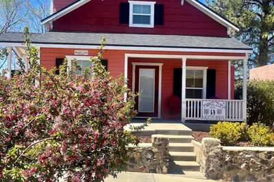 Image de Historic Montezuma House - Walk to Whiskey Row & The Courthouse Square!