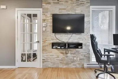 Image de Beautiful Sunny Condo in Montreal