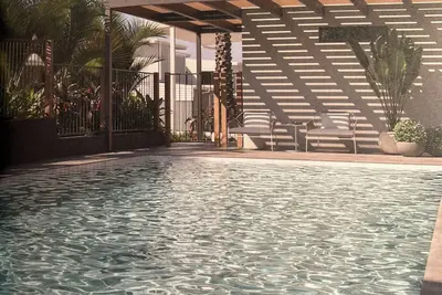 Image de Brand new apartment in the heart of Noosaville. Close to Noosa River.