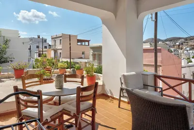 Image de Appartement \"Voula\" avec terrasse partagée, Wi-Fi et climatisation