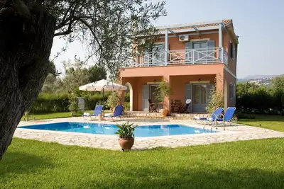 Image de Maison de campagne \"Villa Simeoni\" avec vue sur le lac, Wi-Fi et climatisation