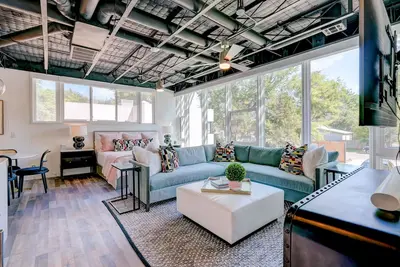 Image de 6br Near Ou Campus I Great for Big Groups 1010