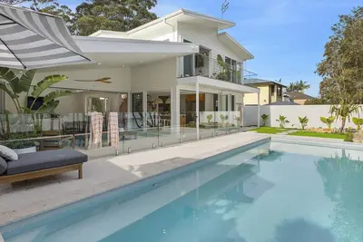 Image de Splash - Lakefront With Pool