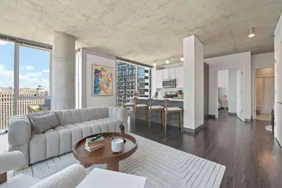 Image de Stylish 2br with Skyline Views Near Riverwalk