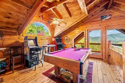 Image de 2br w/Hot Tub*Fireplace, Mtn View, Community Pool!