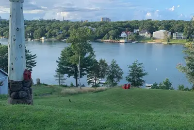 Image de Waterfront Property On Halifax's North West Arm