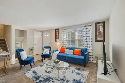 Image de Private pool. 3-bedroom house with 5beds 1kingbed, 2fullbeds &2twinbeds. Dc, Va