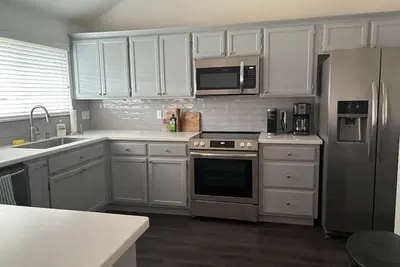 Image de Charming 4-bedroom house in Norman 1. 5 miles from the stadium.