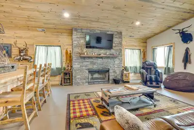 Image de South Dakota Nature Getaway w/ Hot Tub