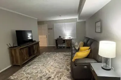 Image de Uptown Lexington\n\n