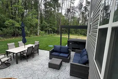 Image de Sweet Serenity by the Water - lake access, public side, firepit