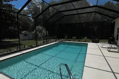 Image de Luxe Home in Lecanto Florida with Pool and Jacuzzi Tub