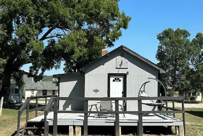Image de Welcome to The Hulett Hideout in historic downtown! Walk everywhere!