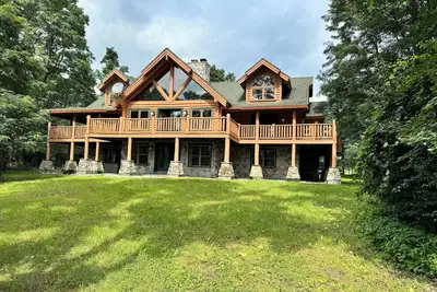 Image de Lakeside- Mountain View Lodge on Lake Champlain in delightful Bridport