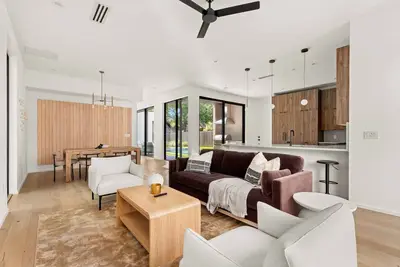 Image de Spacious 4-bedroom house in wonderful Austin with Ac, WiFi