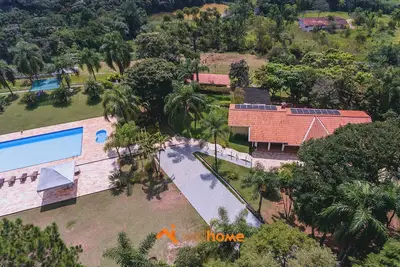 Image de Casa de campo em Atibaia com Lareira e Piscina