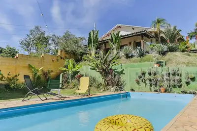Image de Casa em Mairinque com Piscina e Área Verde