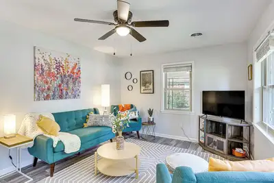 Image de 'Dandy's Getaway' w/ Fire Pit & Yard in Henderson