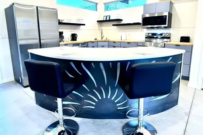 Image de Modern Studio Home w/Yard Central Tucson Desert Escape