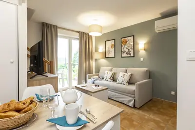 Image de Maisonnette Duplex | Wi-Fi + Terrasse Privée