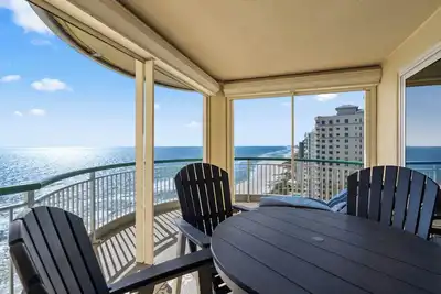 Image de Beach Colony West 17c | Beachfront | Large Balcony | My Beach Getaways