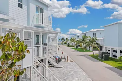 Ocean Isles Seaside Oasis