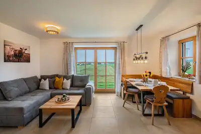 Image de Appartement 'Ferienwohnung Eberlhof' avec vue sur la montagne, jardin partagé et Wi-Fi
