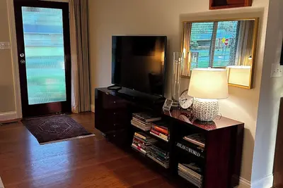 Image de Murfreesboro Mid-Century Modern with Ac, WiFi