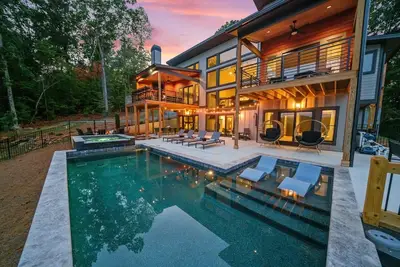 Image de Retreat at Clear Creek ~ Outdoor Pool & Pickleball/Basketball Court!