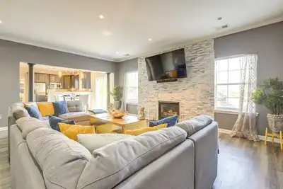 Image de Spacious Family Home Near Atlanta!