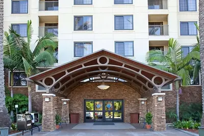 Image de 2br Suite Ideal for Families seeking Disney Magic! Pets Allowed, Free Breakfast