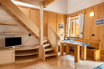 Image de Appartement 'Vajolet' avec vue sur montagne et balcon
