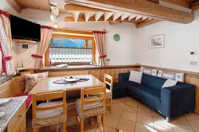Image de Appartement \"Darecoi\" avec vue sur les montagnes, jardin partagé et Wi-Fi