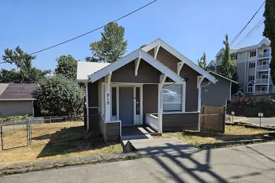 Image de Charming bungalow with Ac and WiFi in delightful Everett