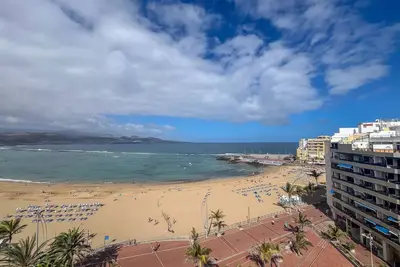 Image de Lightbooking Sagasta Playa just 10 metres from Las Canteras beach