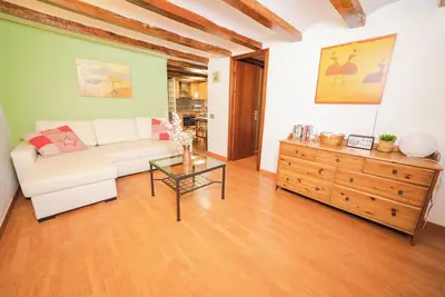 Image de Rustic Poblesec 2bd Apartment