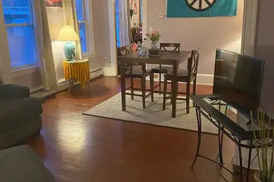 Image de A 2-bedroom apartment with WiFi and Ac in a safe and kid friendly neighborhood