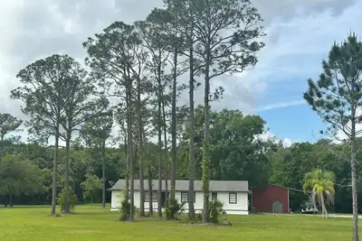 Image de Ole Glory is a Charming 3-bedroom farmhouse in Okeechobee with WiFi, Ac