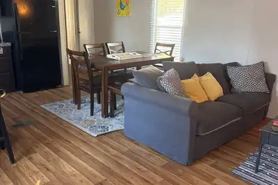 Image de 3-bedroom Mobile Home in enchanting Thunderbolt with WiFi, Ac