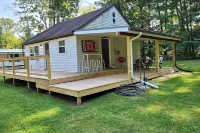 Image de Keepsake by the Lake - Newly renovated 1 bedroom cozy cottage