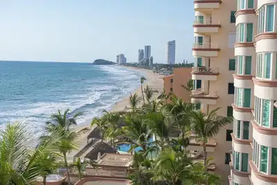 Image de The Stunning Paraiso Ii. Come See! !