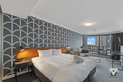 Image de KozyGuru | Sydney Cbd | Prefect Location Studio