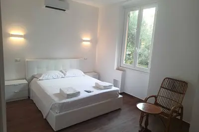 Image de Ferry Terminal Apartment, 2 steps from embarkations, station, historic center