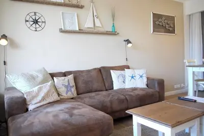 Image de Familienfreundliche Ferienwohnung Direkt am Strand mit Beheiztem Außenpool