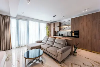 Image de Luxury Penthouse Near City Center with Stunning Panoramic Views