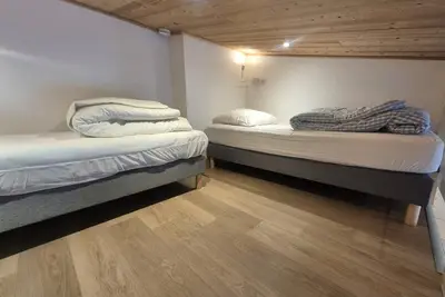Image de À 200m des pistes de ski, 2ème étage, balcon, télévision, casier à ski, 22m², Tignes