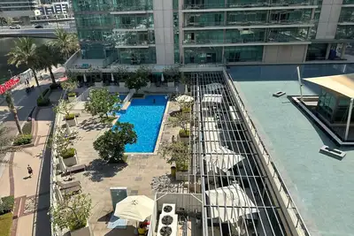 Image de Discover the ultimate in waterfront living