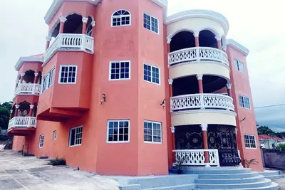 Image de Exquisite Eight Bedrooms Villa Situated in Boscobel, St. Mary, Jamaica.