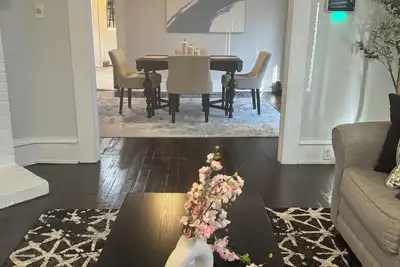 Image de The Beautiful City Escape Downtown Delight