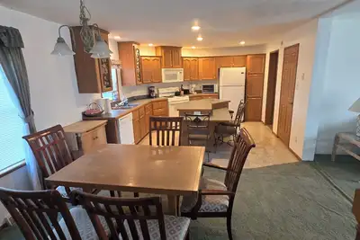 Image de Enjoyable 4-bedroom house in the country with WiFi in West Leyden, Ny tug hill
